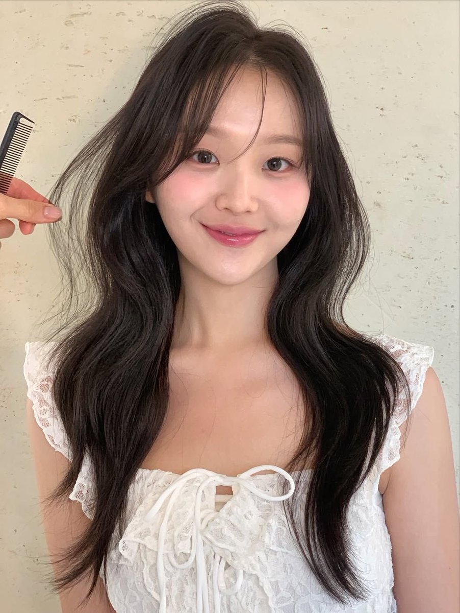 7jfo6v's tweet photo. 24이지현 https://t.co/2UHN0kReSS