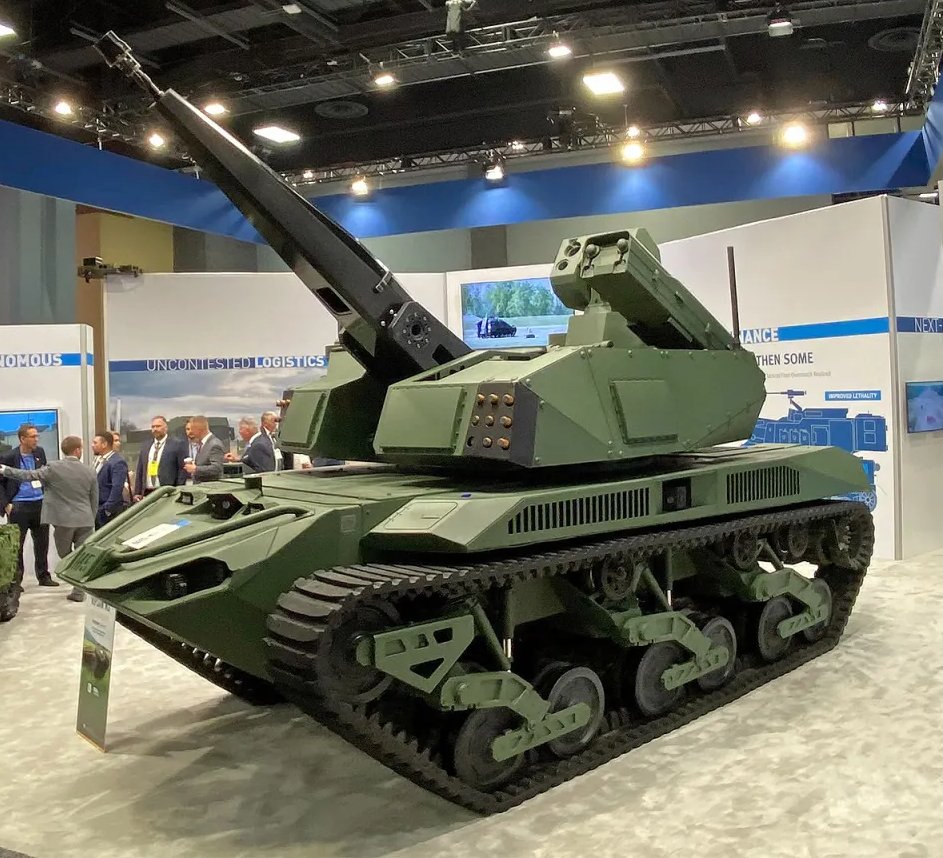 neurofiber's tweet photo. @MarioNawfal That was an antique tank.
We don't need humans to drive tanks.
This is an uncrewed Ripsaw mini-tank with a huge air-defense turret armed with a 30mm automatic cannon and short-range surface-to-air missiles. https://t.co/fkdKASTSkd