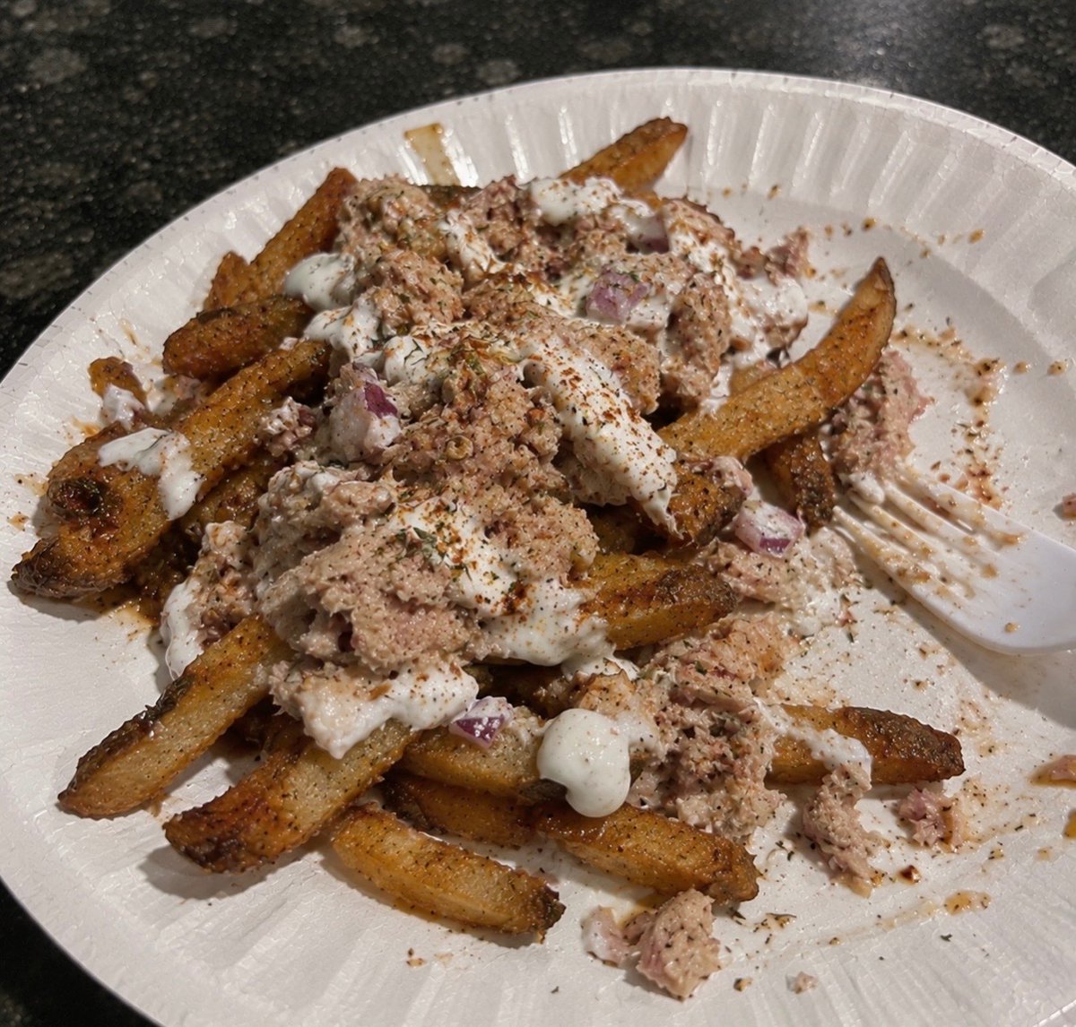 freshly_mulched's tweet photo. Tuna Tzatziki Fries https://t.co/171JHs8SrI