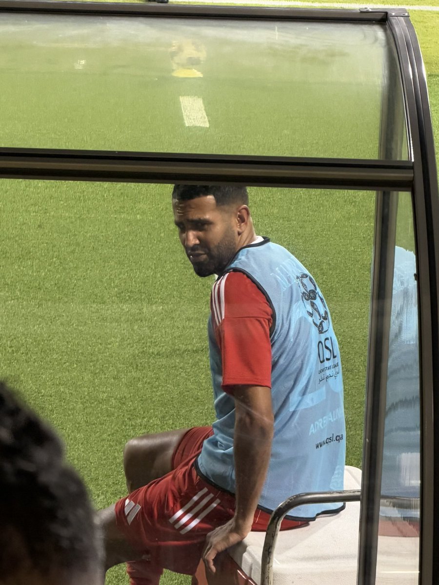 encccoreoit's tweet photo. J'ai retrouvé mon pire gars ❤️❤️❤️
@Mahrez22 https://t.co/RxeyTPZd42