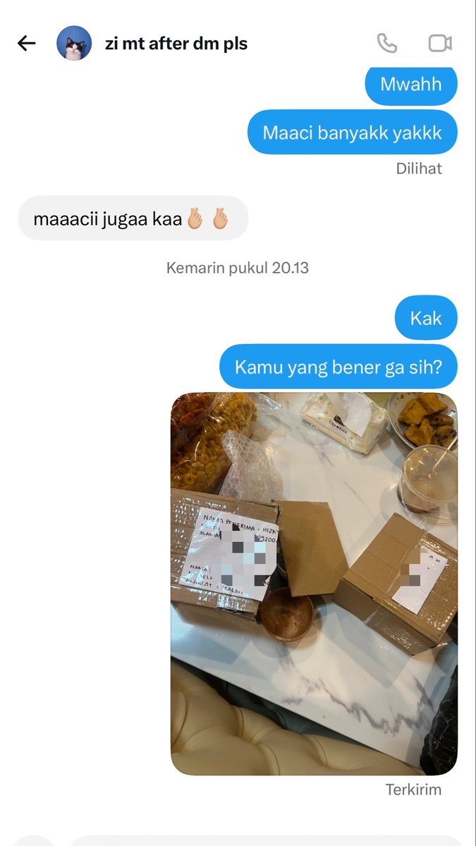 KY_BBOXGO's tweet photo. @nom1ndna Wow…siapa yg mesen batok kelapa dan sampah??? Seharga 1.5jt? 😭😭😭 gila banget..sylvaniannya beneran ada dan kayaknya punya dia? Tapi beneran ga dikirim?😞😞😞ga amanah bgt huhuhu:(

❗️Bantu RT YA TEMEN” ❗️
Semoga jangan sampai ada yg ketipu sm seller jahat ini lagi dan lainnya https://t.co/73IXNp91gf