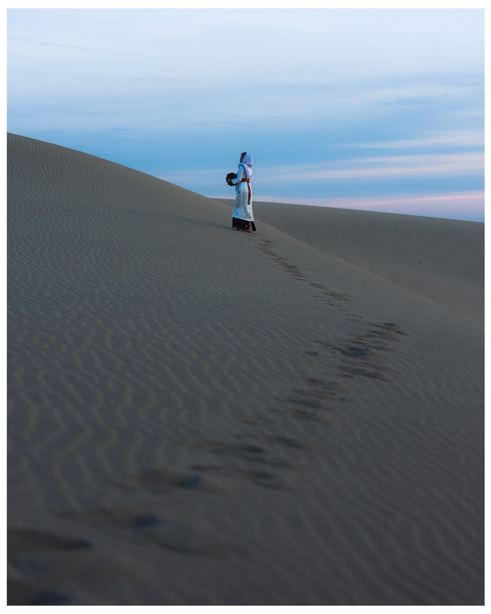 3418sadk's tweet photo. Among these shifting sands lives one of Vietnam’s oldest ethnic communities. Descendants of the ancient Champa civilization, the Cham preserve traditions through handwoven brocade, handmade pottery, and a homeland deeply tied to their cultural https://t.co/l48kSGkSoa