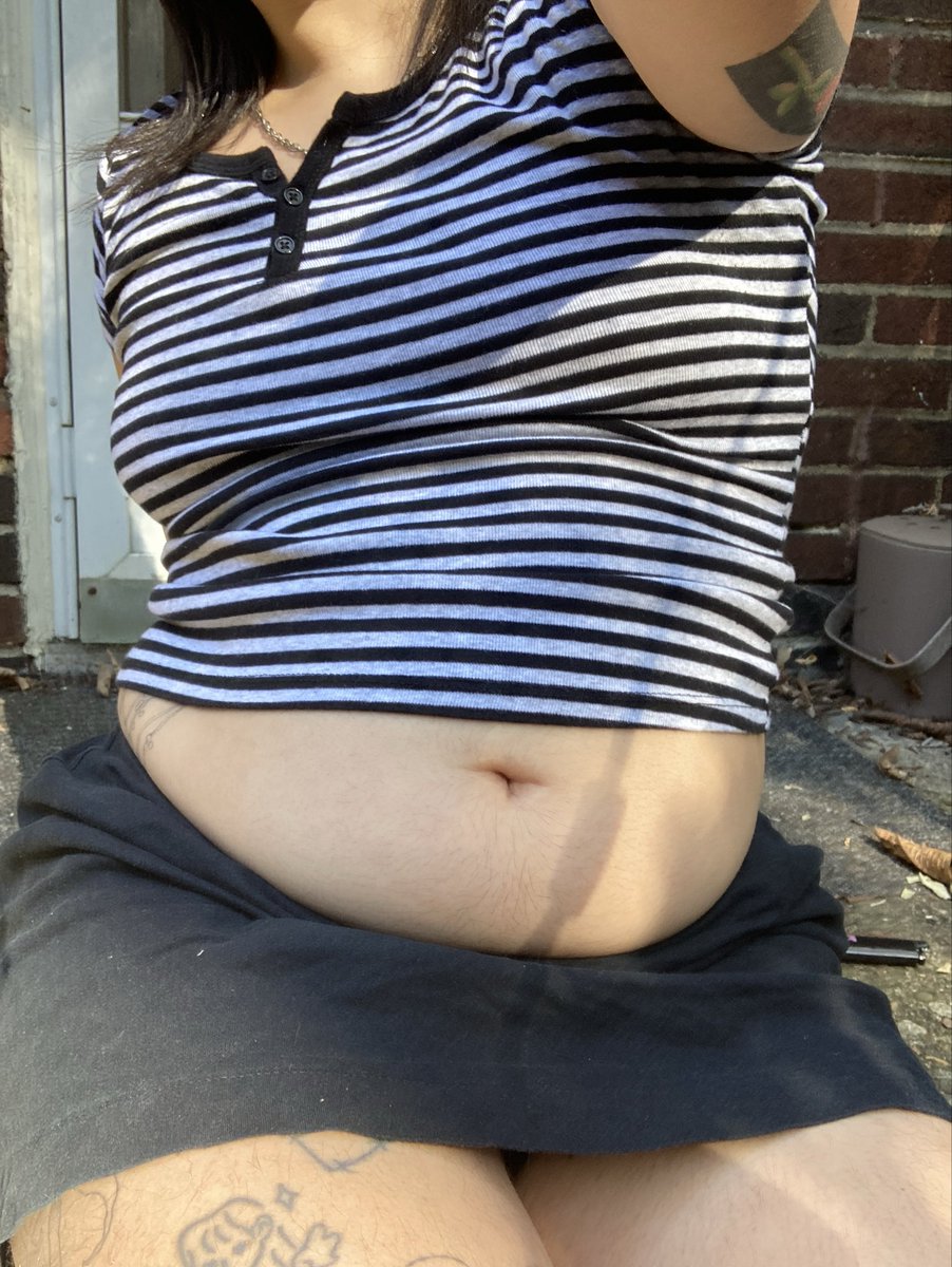meowpuptummy's tweet photo. empty belly :p https://t.co/0sBx8ykuoE