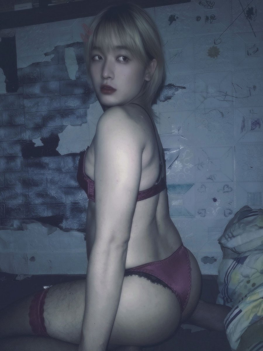 lilgrape25's tweet photo. Dạo này quá béo v2 , cần động lực để tập 🫠
IG : lil.grape25
#crossdresser #trap #femboy https://t.co/mSGpsQSOpe