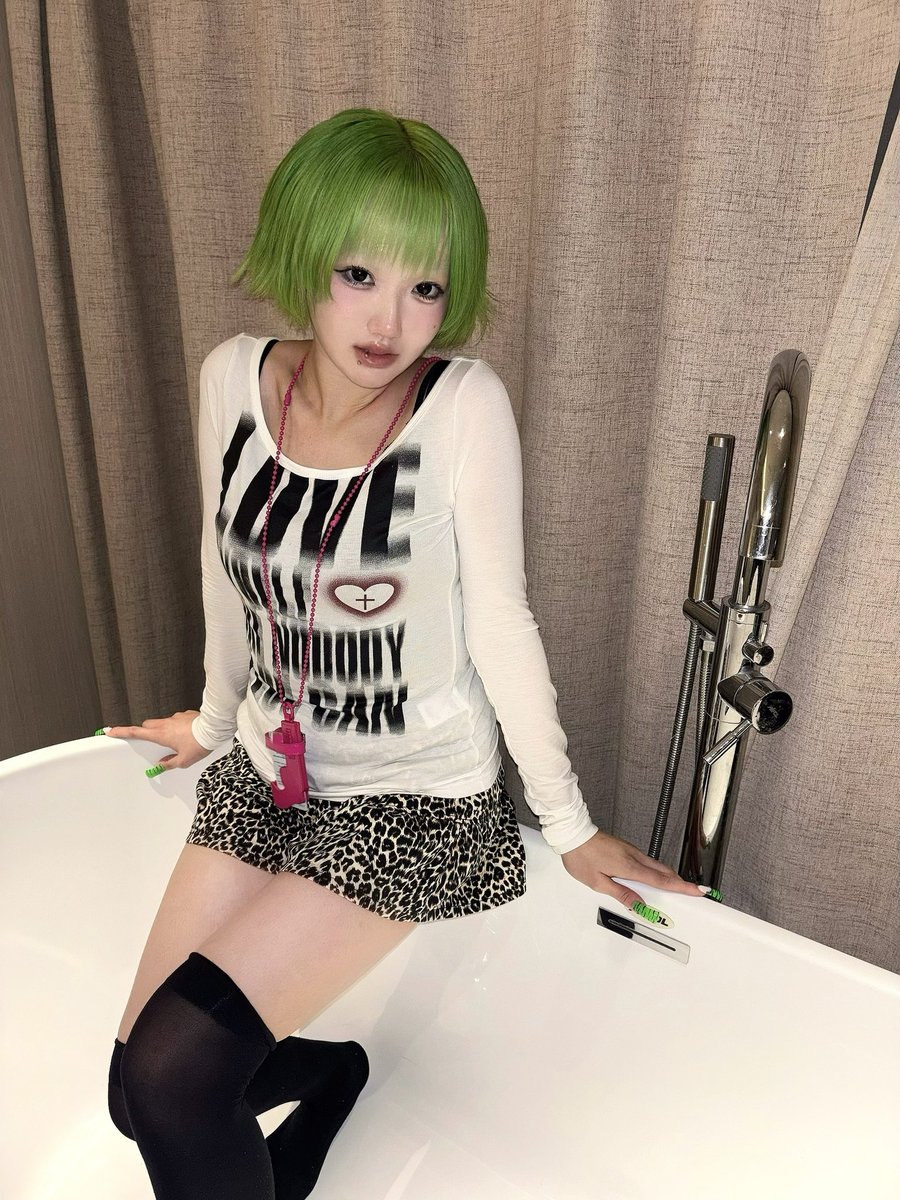 ao1ho96's tweet photo. https://t.co/oHpBYk4wW8