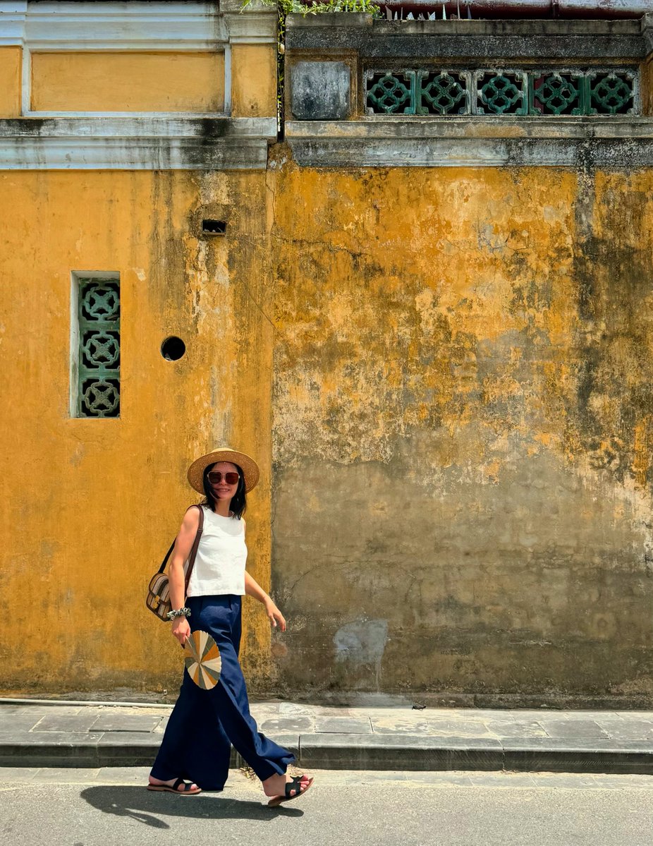 danimeci's tweet photo. Hoi An khám phá bằng đôi chân, dưới nắng rực rỡ. https://t.co/mgnAP2QEBN