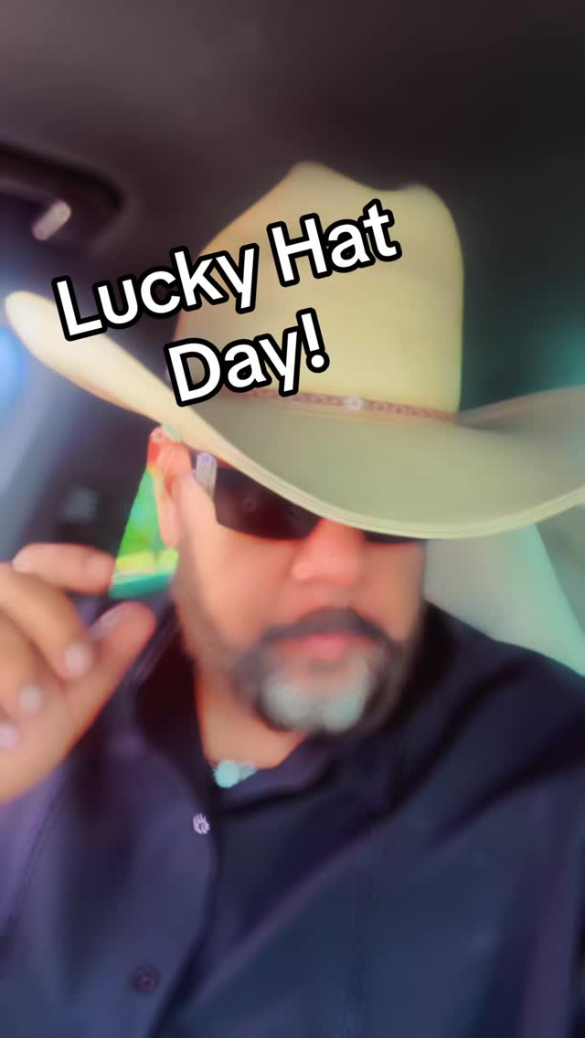 shirnelf8744's tweet photo. Need some Friday luck. This was my first tejana, bought about 10 years ago. It’s lucky because I have a photo of my dad wearing it. https://t.co/KdQHhRsegY