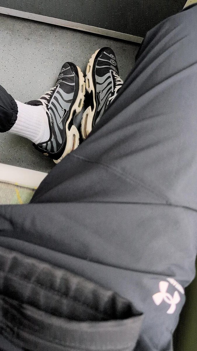 peiopzio's tweet photo. Viens en DM pour en voir plus
Slide Dm for more

#snif #cho7 #kiffeurgay #kiffeur #gay #gaynudes #nike #domtop #soumis #cashmaster #maqueue #gaydick #gaycock #cum #spermaddict #fetish https://t.co/cDClL2L1up