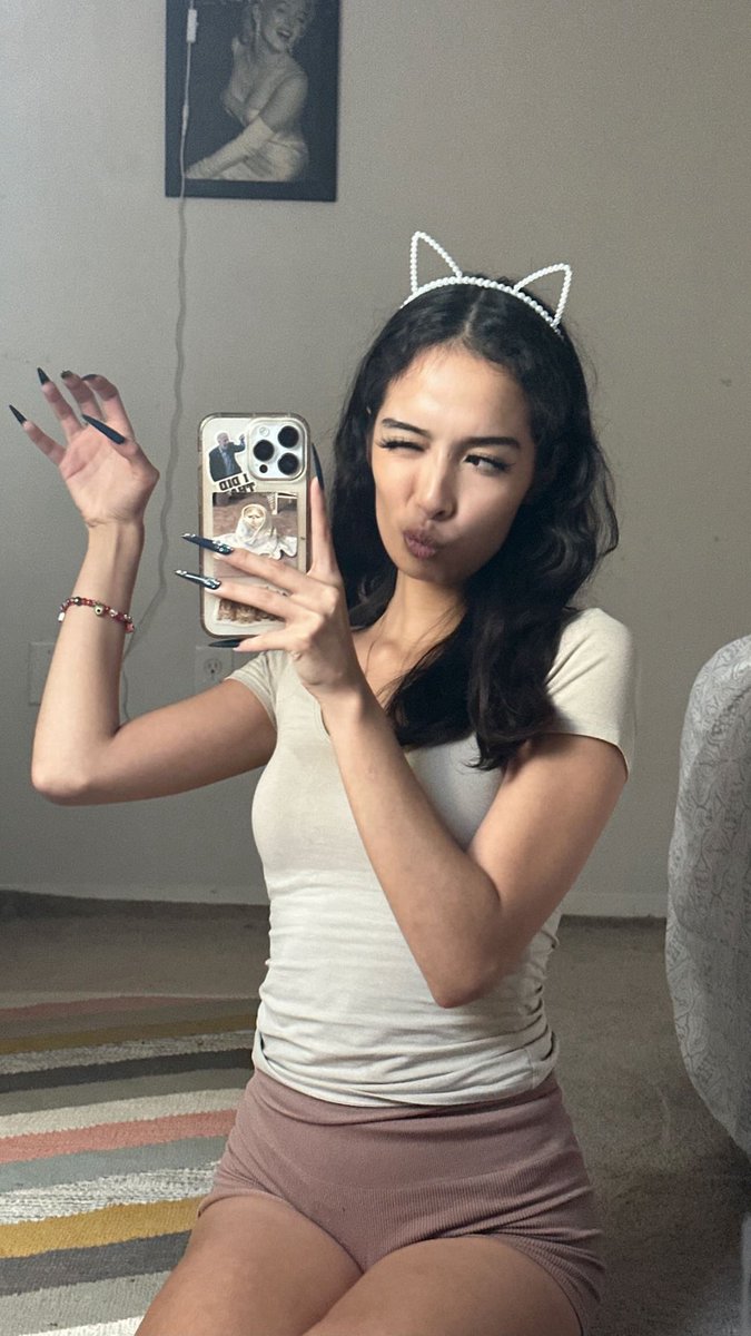 cncbunniie tweet picture