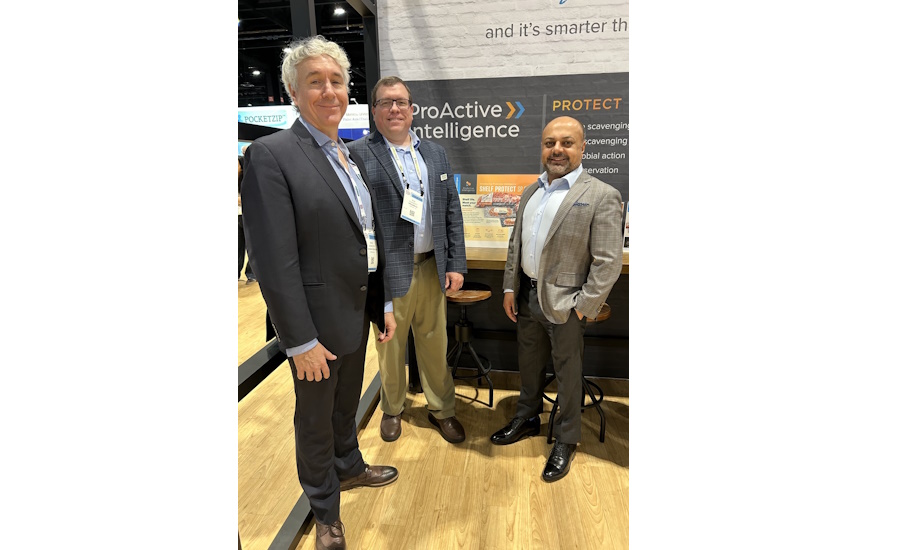 PackStrat's tweet photo. I enjoyed meeting with Bob Flaherty and Sachin Desai of ProAmpac at PACK EXPO. Check out the innovative food-contact packaging film that ProAmpac has developed to extend the shelf life of select meat, seafood and dairy products. https://t.co/Lec2idmVfg

#ShrinkBags #ShrinkFilms https://t.co/FH8G9DDUVH