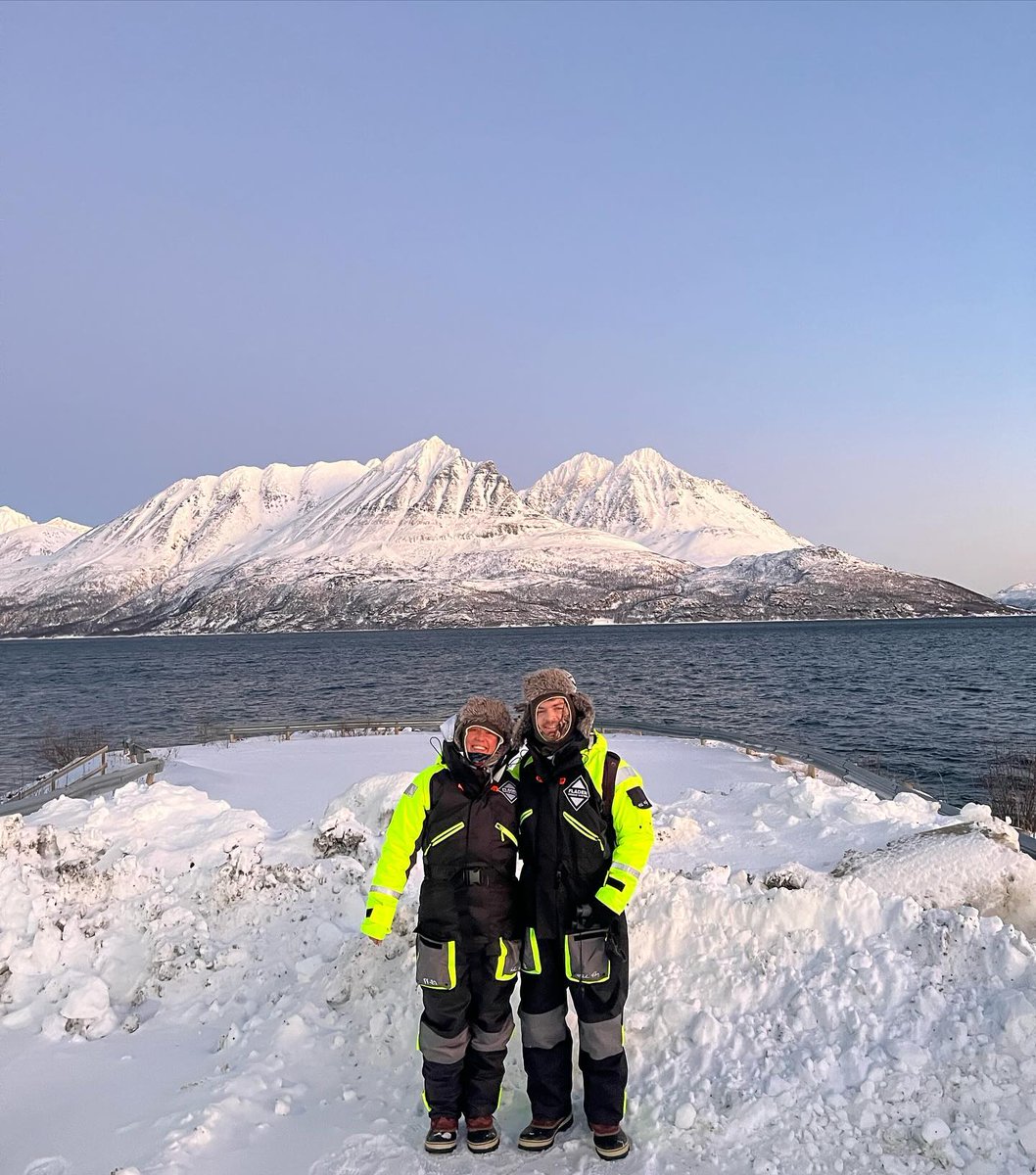 elmaspiola1's tweet photo. A magical trip to Norway, the most beautiful and coldest place we’ve been. Tromso, husky mushing, snowmobiling, Northern Lights, and a remote island with just 20 residents. We’re ready to move to Uløybukta. https://t.co/VrUHXD9fyG