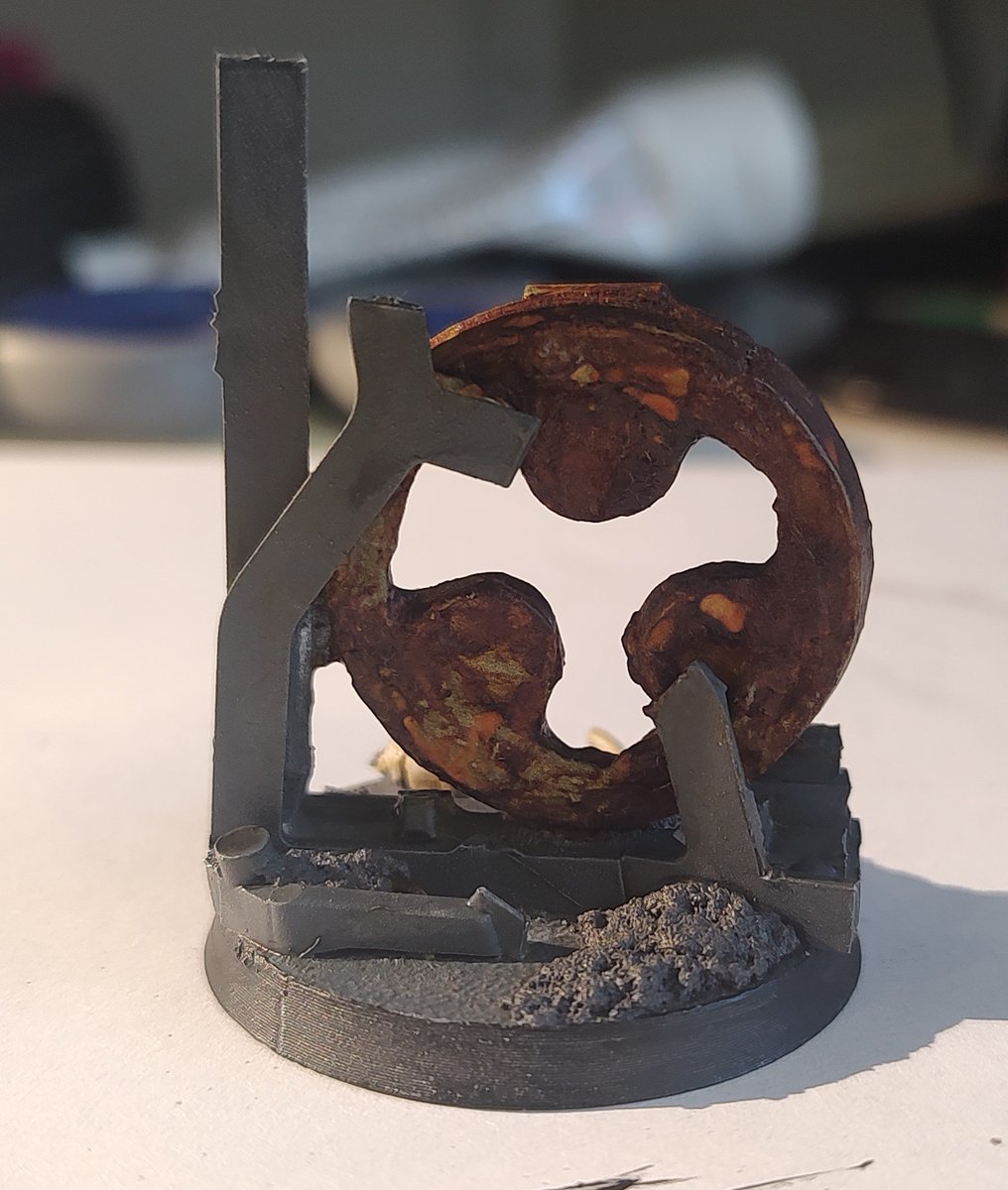 thungoid's tweet photo. Poxwalker proxy and Nurgling proxy. Worm friend is supposed to be like a menial mutated from living on the planet occupied by "my guys tm".
The altar is a locus for other swamp monster nurgling proxies.
#warhammer40kㅤ #warhammercommunity
#nurgle #deathguard https://t.co/lXcMheYR5A