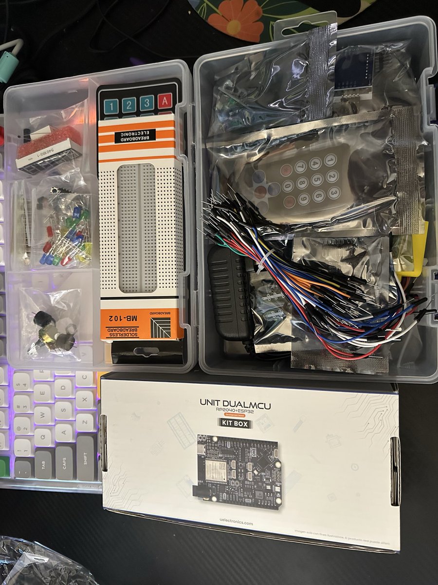 _axtone's tweet photo. Time to build cool stuff 🏗️⚡️💡 https://t.co/Bkz52IDj0G