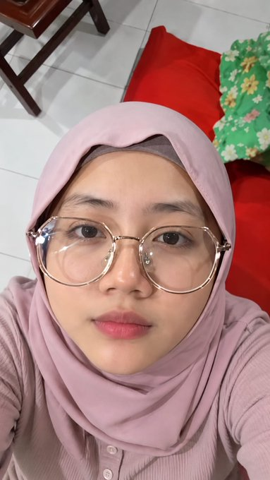 dodkita's tweet photo. cr0t di mulut hijabers

https://t.co/xL5dm0mFnJ https://t.co/NXgNUPYgjW