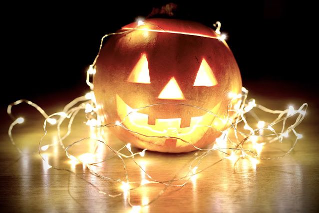 StartWithThis's tweet photo. Enjoy All The #Sweets Whilst Keeping Your Teeth Super Clean This #Halloween With #DenTek!

https://t.co/0enM1w82nb

#blogging #bloggers #blogger #influencer #influencers https://t.co/pnHjXe5cvd