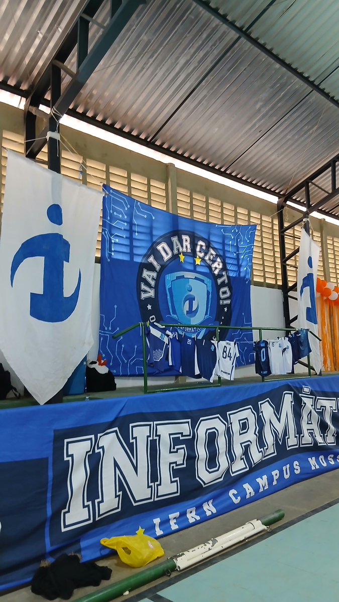 lnllvs's tweet photo. info, o teu nome eu grito💙 https://t.co/dyaPffwLWP