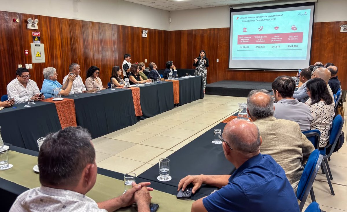 ProInversionPe's tweet photo. 🔵 PROINVERSIÓN realizó en Pucallpa el taller informativo “OxI: Impulsando el Desarrollo en Ucayali”, con el objetivo de promover inversiones que se traduzcan en mejor infraestructura y servicios públicos para las familias amazónicas. https://t.co/ULwThVbNvn