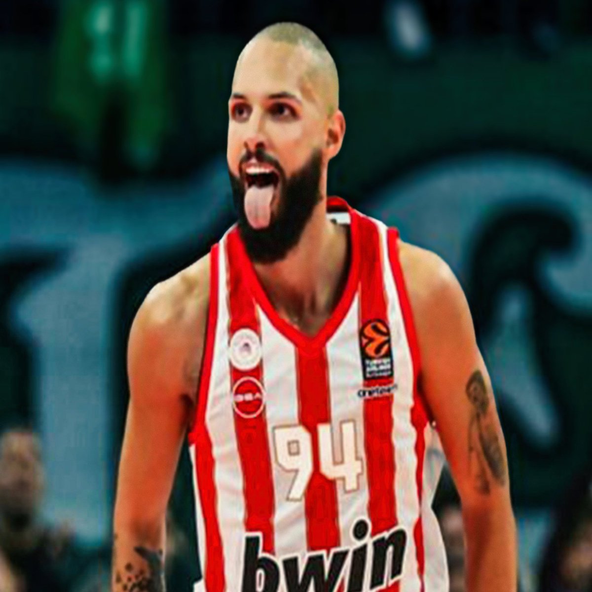 Always7Red's tweet photo. Δεν έβαλες μυαλό ακόμα μωρή πουτάνα Νάν φέτος θα σάς γ��μήσει ακόμα πιο σκληρά γιατί βγάλατε τουπέ... #OlympiacosBC https://t.co/9lRw32vdfz