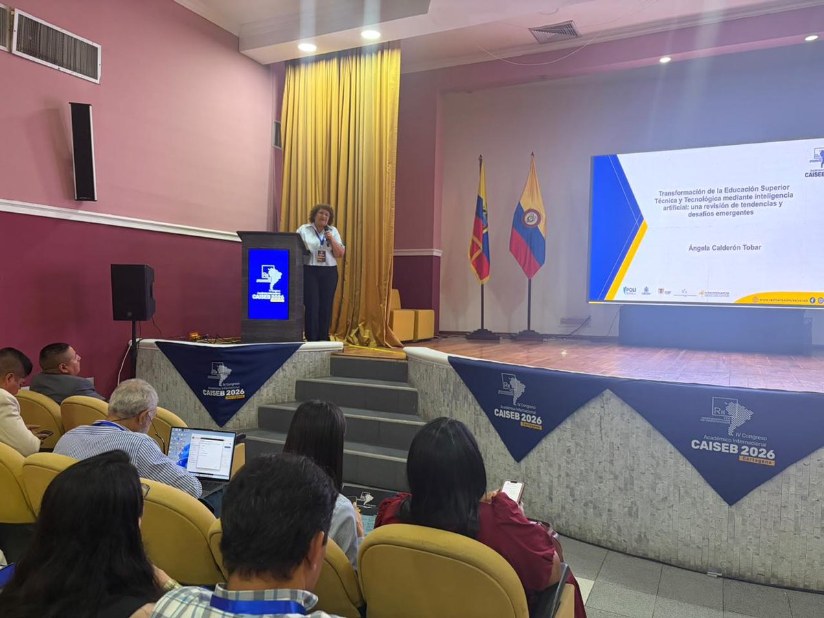 ces_ec's tweet photo. #EventosCES | Ángela Calderón, consejera académica y presidenta de la Comisión Permanente de Institutos y Conservatorios Superiores del CES, participa en el IV Congreso Académico Internacional de Salud, Educación y Bienestar (#CAISEB2026), que se desarrolla el 22 y 23 de octubre en Cartagena, #Colombia.

➡️ Este encuentro académico, organizado por la Red Iberoamericana de Investigación y el Instituto Superior Tecnológico Japón, tiene como propósito fomentar el intercambio de conocimientos y experiencias entre investigadores, docentes y expertos de distintos ámbitos.

➡️ En este espacio, Ángela Calderón presentó la ponencia titulada: "Transformación de la Educación Superior Técnica y Tecnológica mediante inteligencia artificial: una revisión de tendencias y desafíos emergentes".

➡️ Su exposición analizó las oportunidades que ofrece la inteligencia artificial para innovar en los procesos de enseñanza-aprendizaje, fortalecer la calidad de la formación profesional y responder a las nuevas demandas del entorno laboral y social.