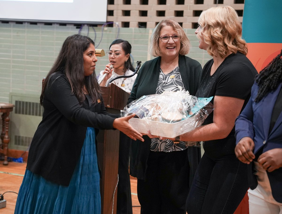 RNAO's tweet photo. That’s a wrap on RNAO’s 12th annual #FallTour!
Thank you to the nurses and nursing students across Ontario who joined us and made this year’s tour a success.
See our photo gallery and media coverage: https://t.co/c2zLZEWb9u https://t.co/RSYJQKvLLg