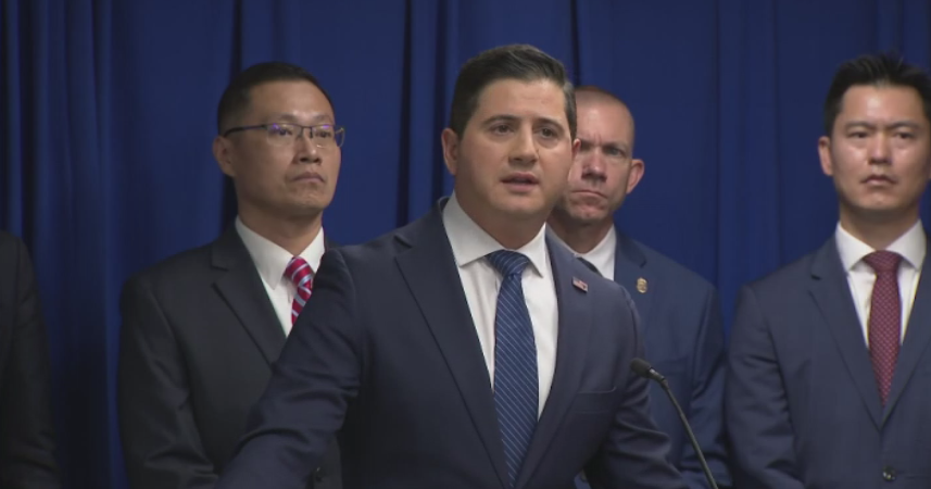CBSLosAngeles's tweet photo. 15 people federally charged in connection with $2 billion fraudulent healthcare schemes, DOJ says https://t.co/5P2zBdfsai