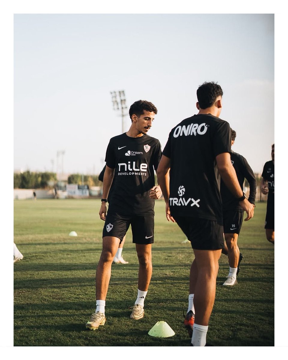 ZSCOfficial's tweet photo. أجواء التدريب قبل المواجهة القادمة. 🌤️ 

#Zamalek | #MostTitledIn20C | #الزمالك_أولًا | #أكبر_قلعة_رياضية https://t.co/LQ8vPe6RUa