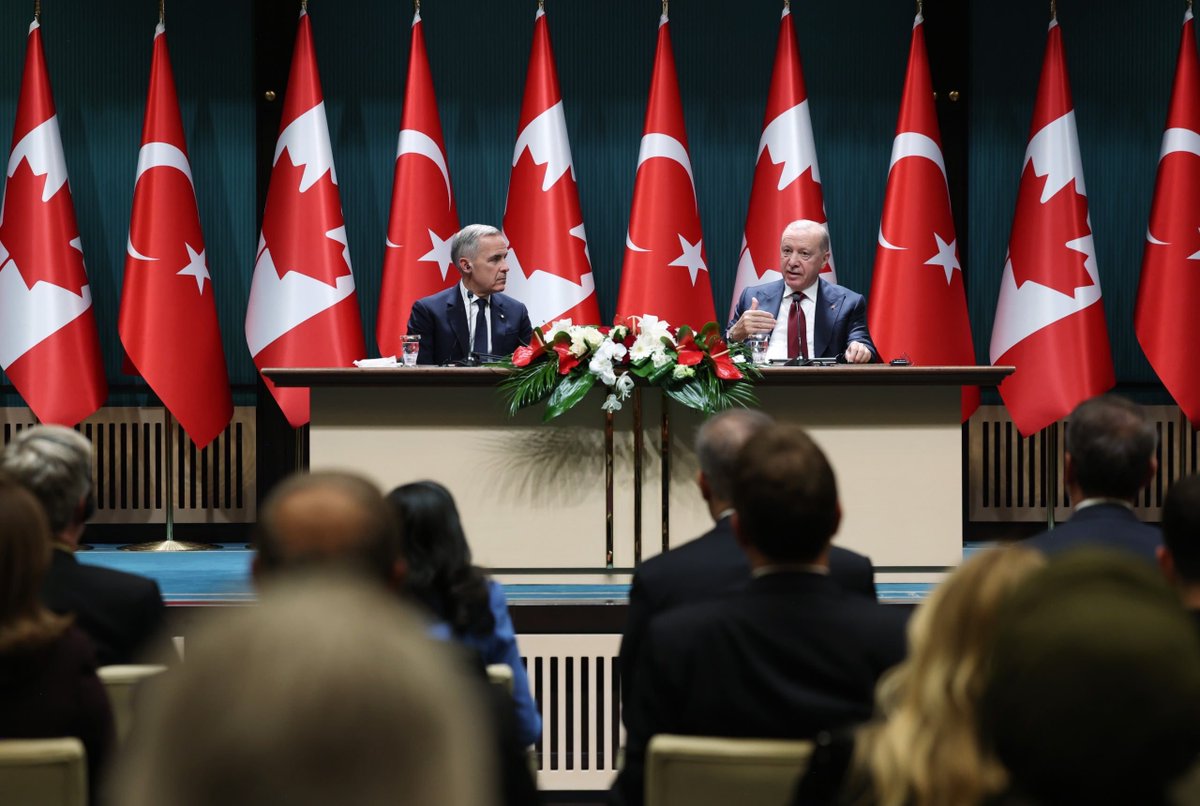 Communications's tweet photo. President Recep Tayyip Erdoğan and Prime Minister Mark Carney of Canada held a joint press conference.

https://t.co/8k1IIDs1VS https://t.co/Es6gX0Eqkb