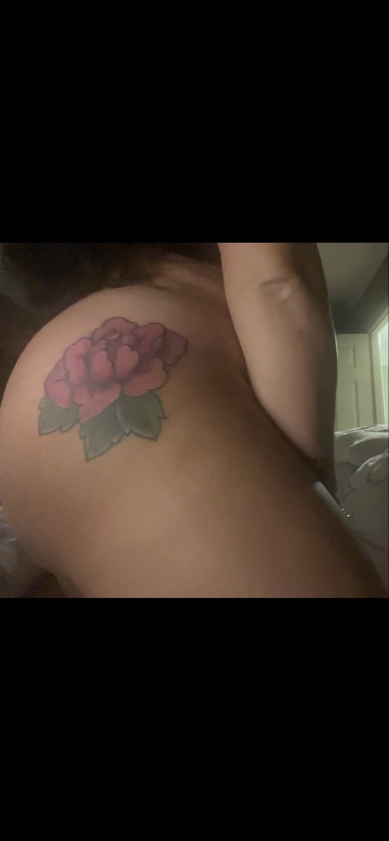 SophiewrightA1's tweet photo. #curvy #phat #PeachyGirls #butt #ass #watchme #horny #onlyfans #creating #Content link in bio https://t.co/hAfBJLjWoy