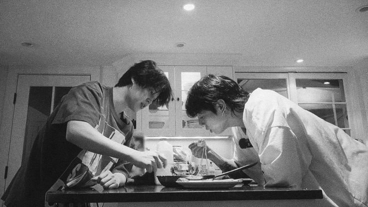 jimincatalyst's tweet photo. domestic boyfriends https://t.co/qIUzDBpXkv