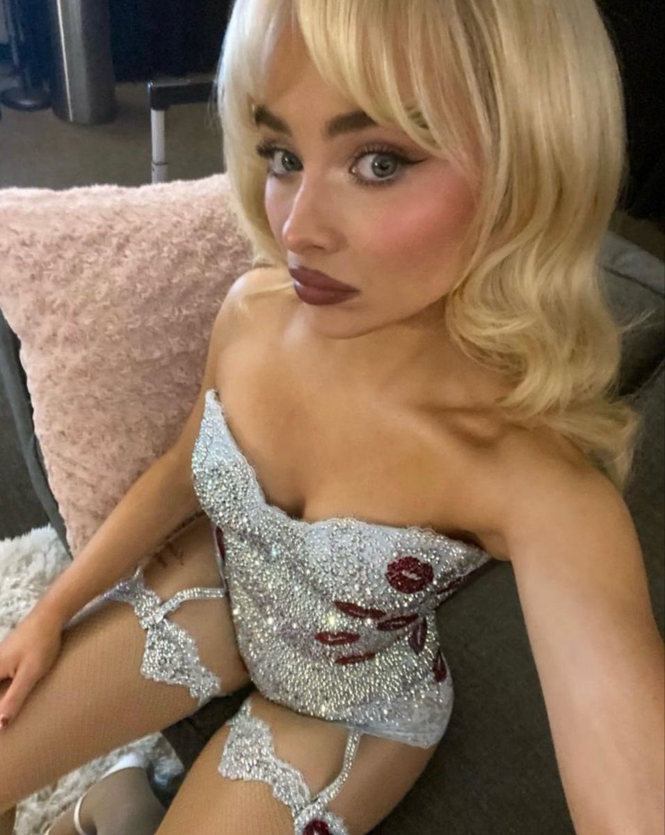 celeblovegooner's tweet photo. Sabrinaaaa😵‍💫 https://t.co/gsyvft9jXl