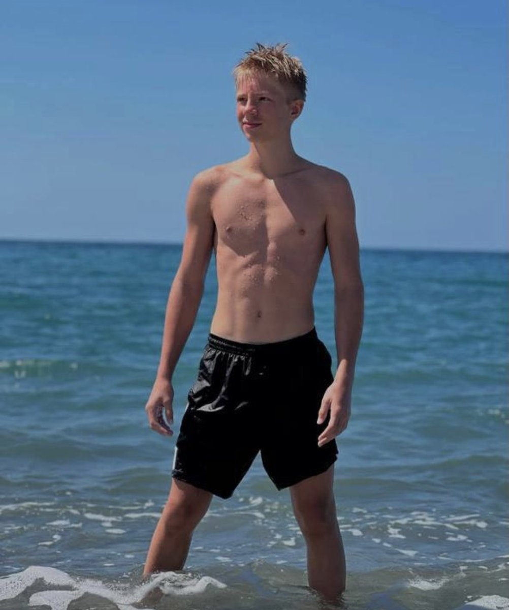 Dreamfyreboy's tweet photo. Praiano #boy #beach #blond #sea https://t.co/EuwPacbdho