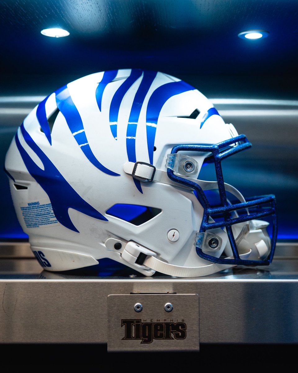 MemphisFB's tweet photo. The Room is Ready

#GoTigersGo | #CloseTheGap https://t.co/MglDSLSBbK