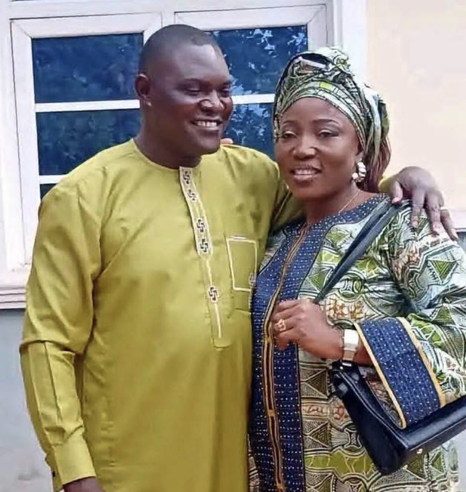 instablog9ja's tweet photo. G¥nmen reportedly k+dnap APC youth leader and his wife from their residence in Kogi https://t.co/v9KKo3jcti