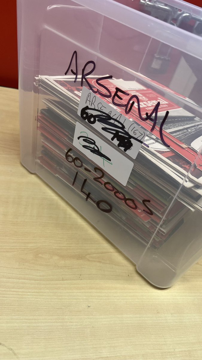 Footyprogramme1's tweet photo. Calling all @WestHam and @Arsenal fans . Offers. https://t.co/eODUkUGBcv