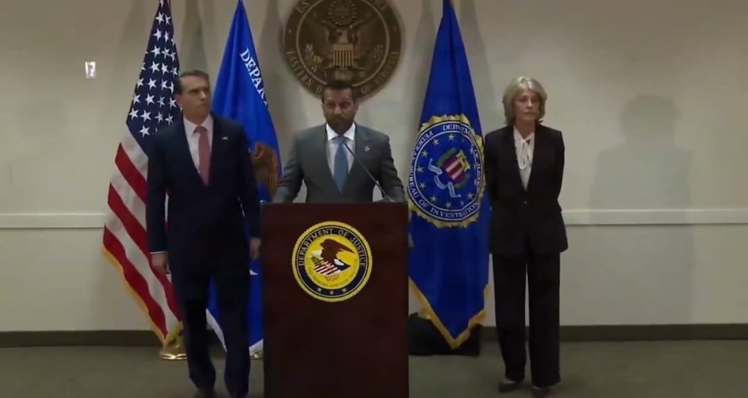 maibortpetit's tweet photo. 🇺🇸 SENADORA LOUISE LUCAS ES ACUSADA FEDERALMENTE POR PRESUNTO USO INDEBIDO DE SU CARGO
El Departamento de Justicia de Estados Unidos informó que la senadora estatal de Virginia, Louise Lucas, enfrenta cargos federales. Según los fiscales, habría utilizado su posición para proteger un negocio de marihuana de cinco años vinculado a su familia y a operaciones por casi 5 millones de dólares.
Las autoridades destacaron que los cargos públicos implican una responsabilidad de confianza y no eximen a nadie de responder ante la ley.
Créditos: Departamento de Justicia de Estados Unidos (@TheJusticeDept), fiscal general Todd Blanche, FBI y sus socios.