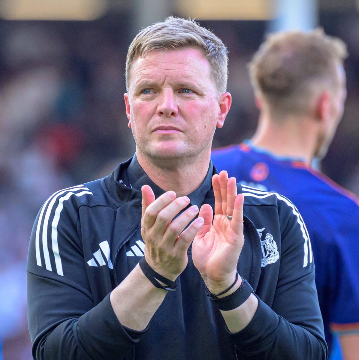 centredevils's tweet photo. 🚨🚨🌕| BREAKING: Eddie Howe is now the favourite to become Manchester United’s next manager. Jason Wilcox is leaning towards appointing Eddie Howe if Carrick is sacked. [@alex_crook] https://t.co/CGUqFHfAqc