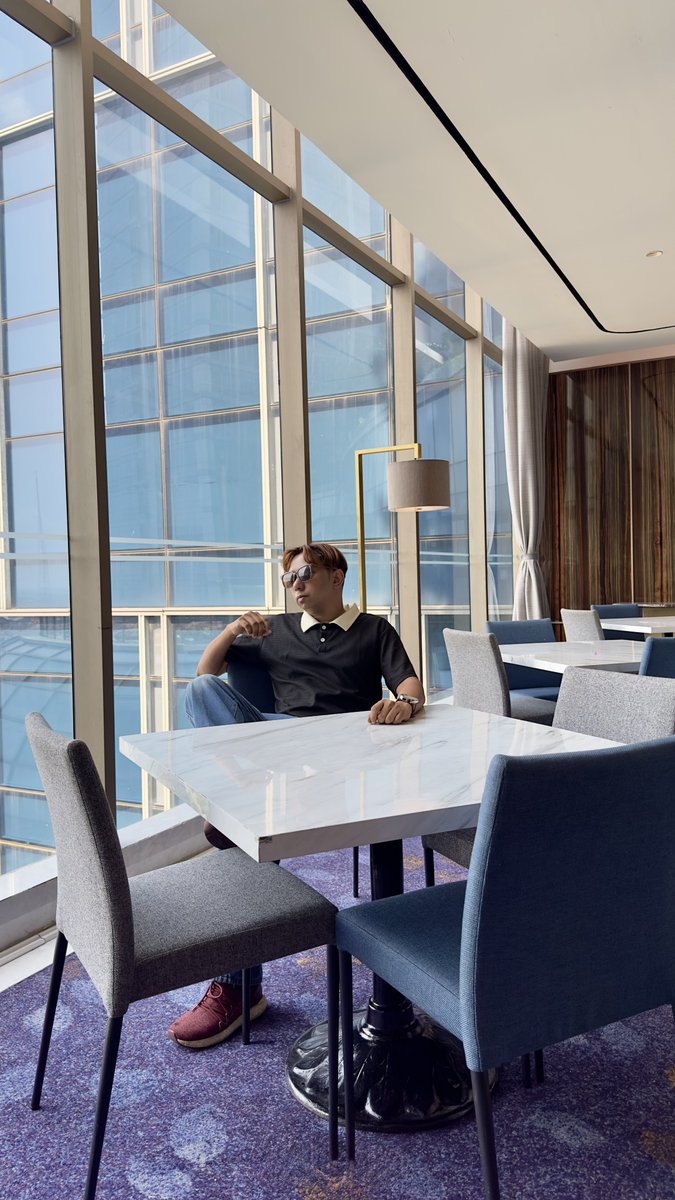 aszuanharris's tweet photo. Trus mau ngapain di Suroboyo? ✈️ 🛬
#aszuanharris #Surabaya #ExploreSurabaya #EastJava #SurabayaKuliner https://t.co/NsiSOGJjSG