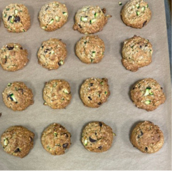 AlvinISD_CN's tweet photo. 🍪 A SWEET SUCCESS: HART + CHILD NUTRITION! 🍪

A BIG thank-you to HART and our Child Nutrition team for making this collaboration a success!

Together, we brought creativity and nutrition to the table with our Oatmeal Chocolate Chip Zucchini Cookies!

@AlvinISD  @TexasDeptofAg https://t.co/iu6dbljeqM