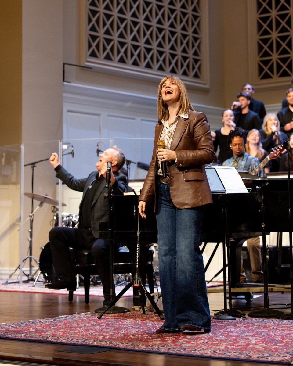 SBTS's tweet photo. What a night of singing with Keith and Kristyn Getty. 🎶

Alumni Chapel was packed as the Gettys led us in hymns old and new, pausing to share the story and theology behind them. Our students sang with them in the choir, and Keith joined us in the bookstore for a conversation on singing in the life of the church.

We’re grateful for Keith and Kristyn and for their faithful work over many years to help the church sing the depth and richness of biblical truth.

“Who is like the Lord God Almighty?”