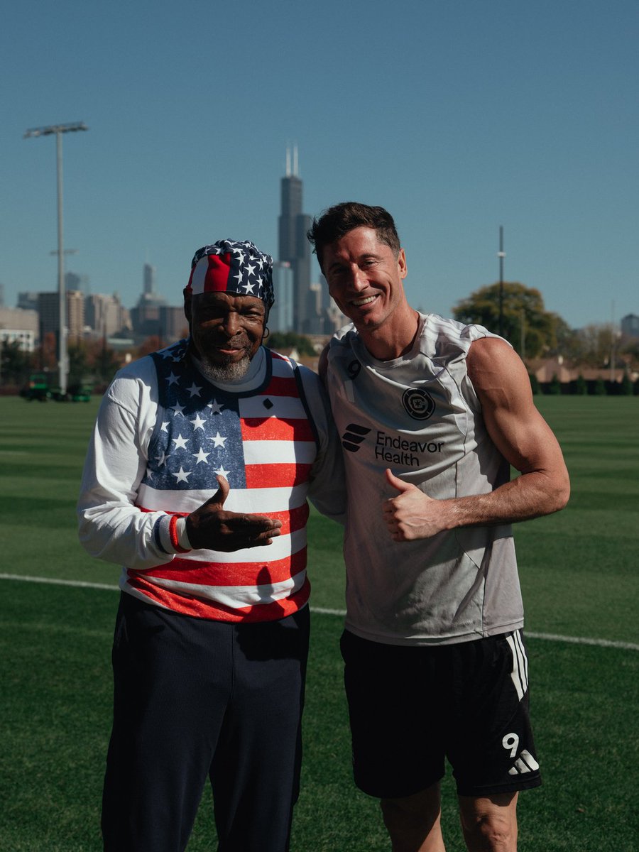 ChicagoFire's tweet photo. We pity the fool who's not a Fire fan 🥊 https://t.co/4aDyZHtzdt
