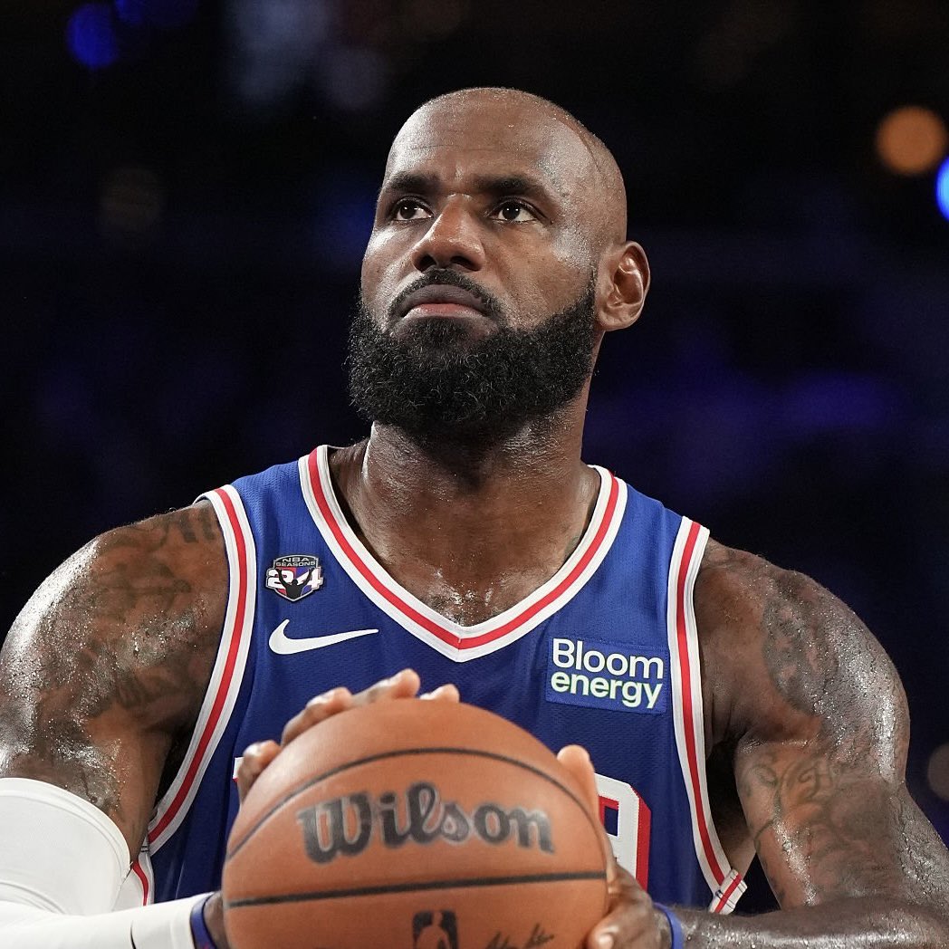 PolymarketHoops's tweet photo. Tonight’s 29-point comeback from the Sixers is the LARGEST comeback in LeBron James’ 24-year career.

…and it was against his former team. https://t.co/30NhJNXT8U