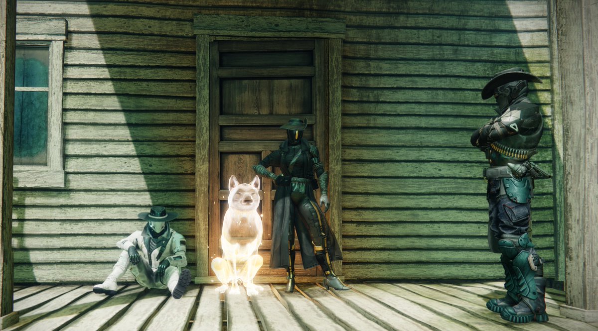 _Staglock's tweet photo. I started wanting my guardians together and did so on the emote page, edit them together for a while🤭 so later on I start to use areas around the maps and to think these are just 1 single character edit together lol 
#Destiny2

1/- https://t.co/5Tvmr2DGCK