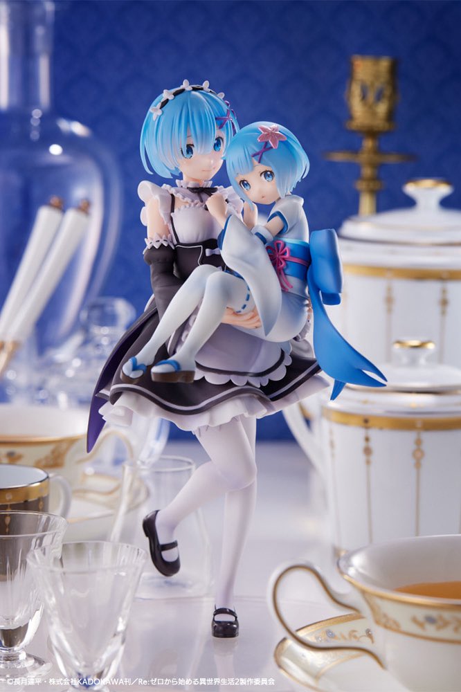 uzura200719's tweet photo. フォロワーの皆様！！
こちらの画像のフィギュアをお持ちの方！！どうか！！！お願いします！！！
少し上から撮った写真がどこを探してもなくて😭😭
もしよろしければ上から撮った写真を見させていただけませんか😭😭😭😭 https://t.co/IOB0bjmqvp