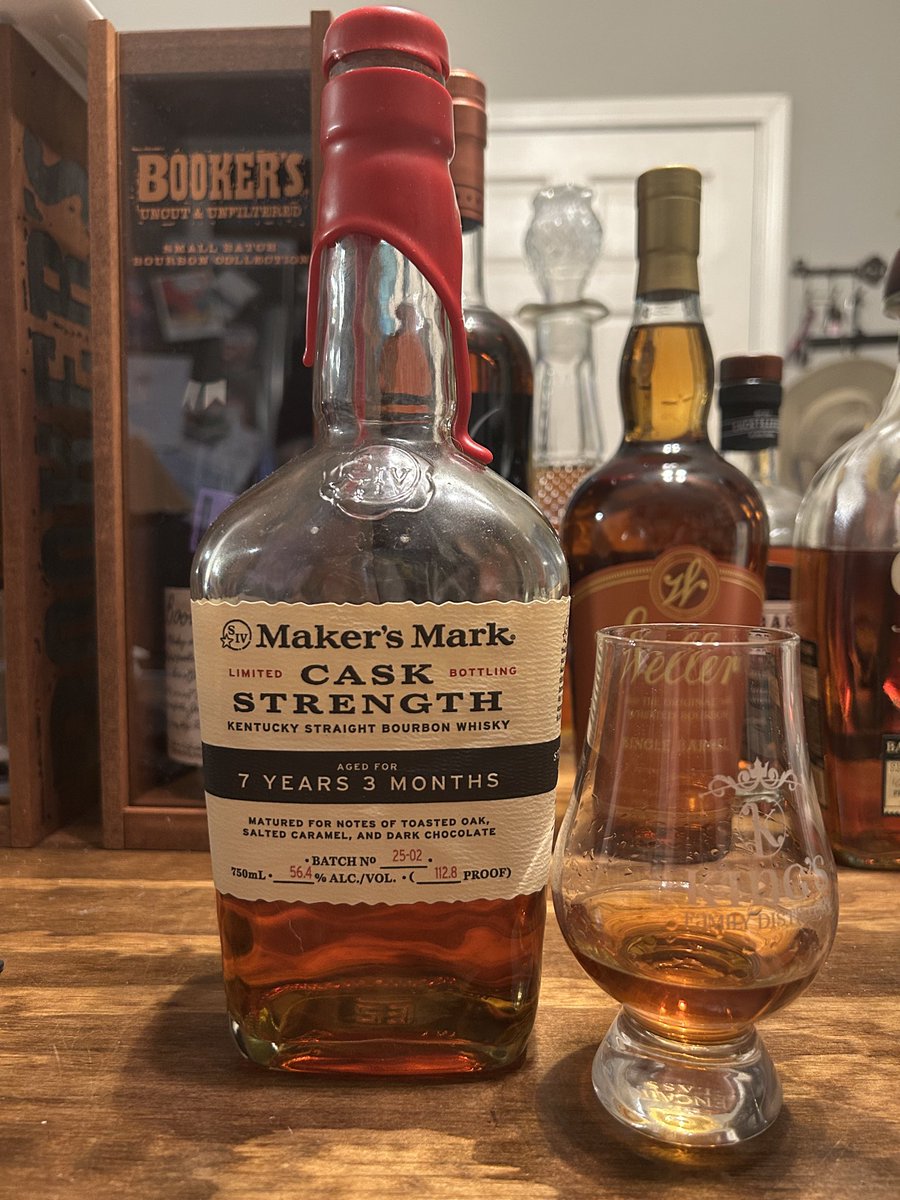 depthofghost's tweet photo. @ufo_tarheel @SazeracCompany Agreed! Early Times was one of the first bottles I ever bought and helped get me into bourbon. Cheers🥃 https://t.co/8orrX2h1CT