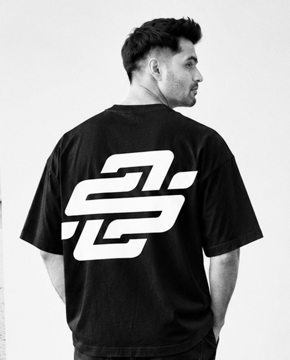 EMASOUND's tweet photo. Emasound Merch - 24 OCT 🔥 https://t.co/PZs5oHebmh
