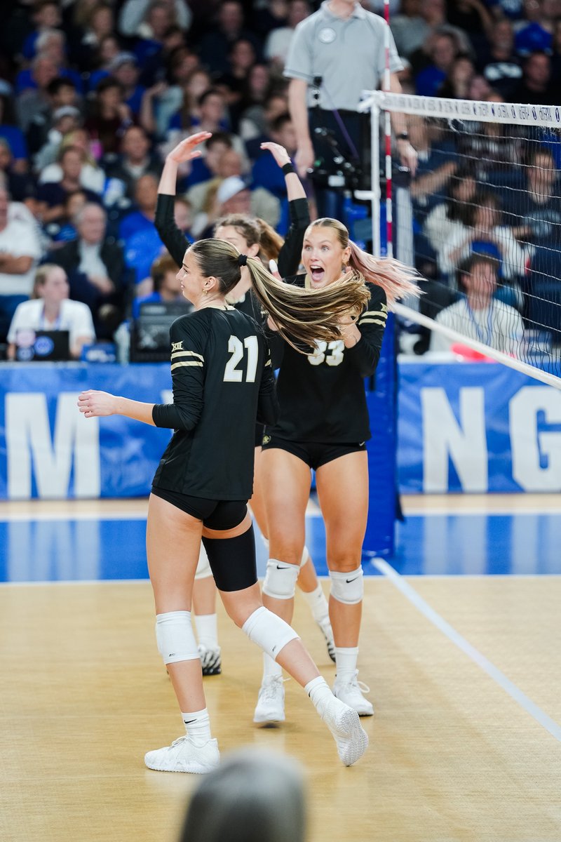 CUBuffsVB's tweet photo. we just loveeeee playing volleyball😍 https://t.co/aI6q1LekE5