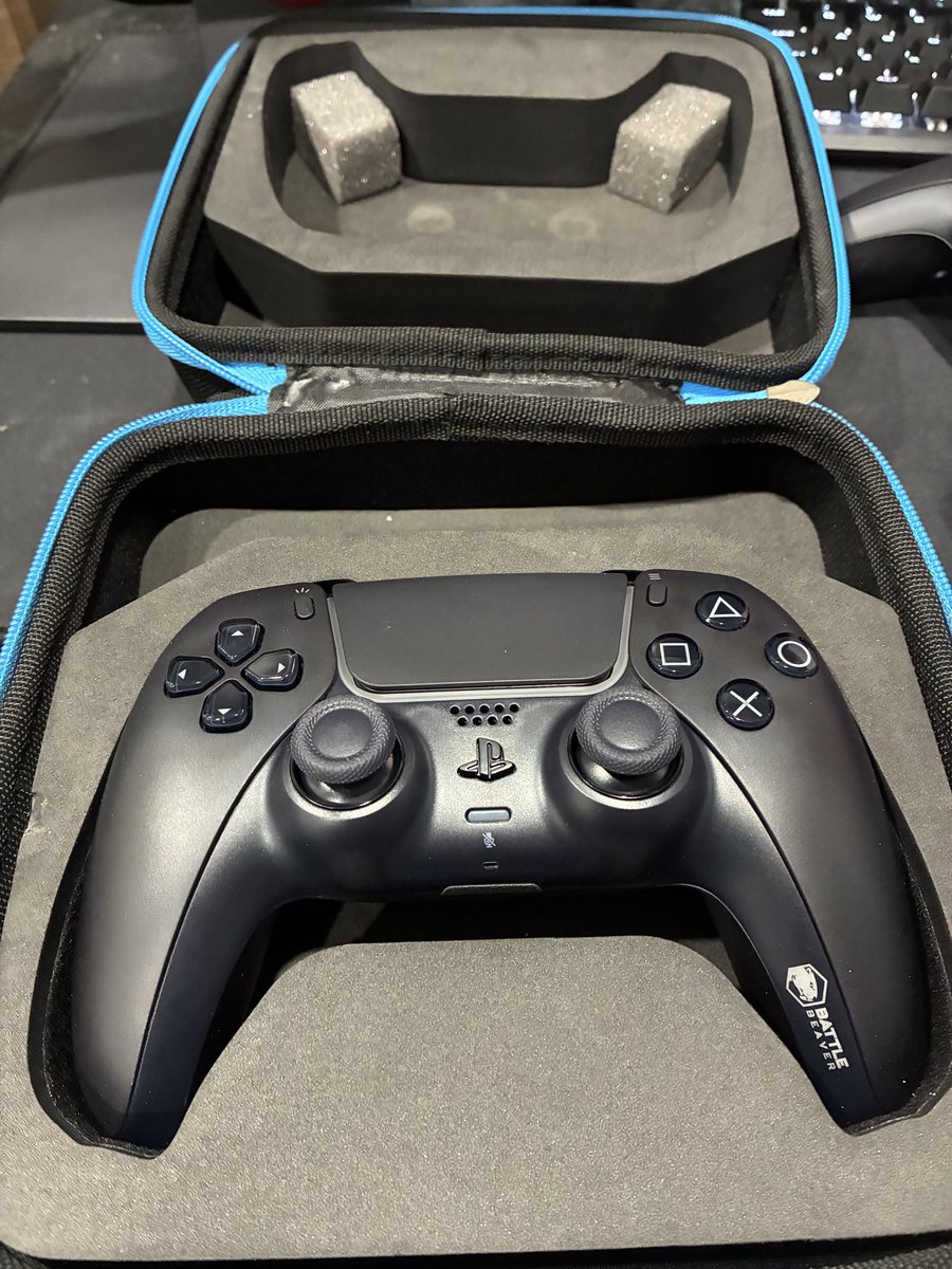 Tkaylol's tweet photo. Use code Optic for 10% off on @BattleBeaver #ad (5 Pin Marius ps5) https://t.co/HktEBEnE0e