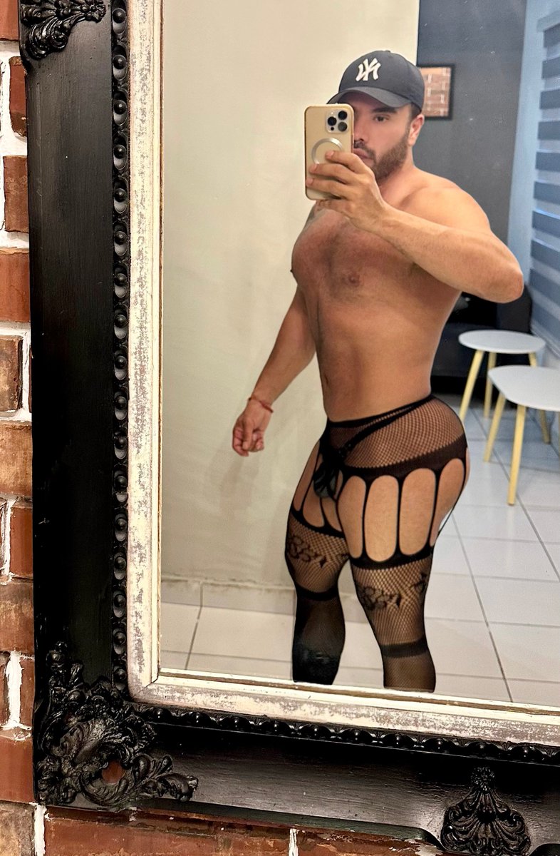 Figaro_0508's tweet photo. Me encanta cumplir las fantasías de mis machos   😈🥵

https://t.co/ZbBJSsduco https://t.co/buOtxr1YJo