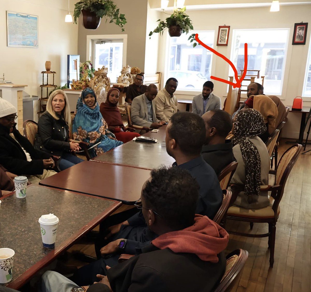 SteveRob's tweet photo. Here’s Hannah Pingree, likely the next Democrat Governor of Maine, meeting with the Somali NGOs of Maine. 

You can see Jubbaland Finance Minister Hussein Hirsi Ahmed in multiple photos with her. 

She probably didn’t know this, but she’s hanging with the Ogaden clan, the largest of the Darod clans. This is politically divisive shit for Somalis, but probably a safe bet for a Democrat.
