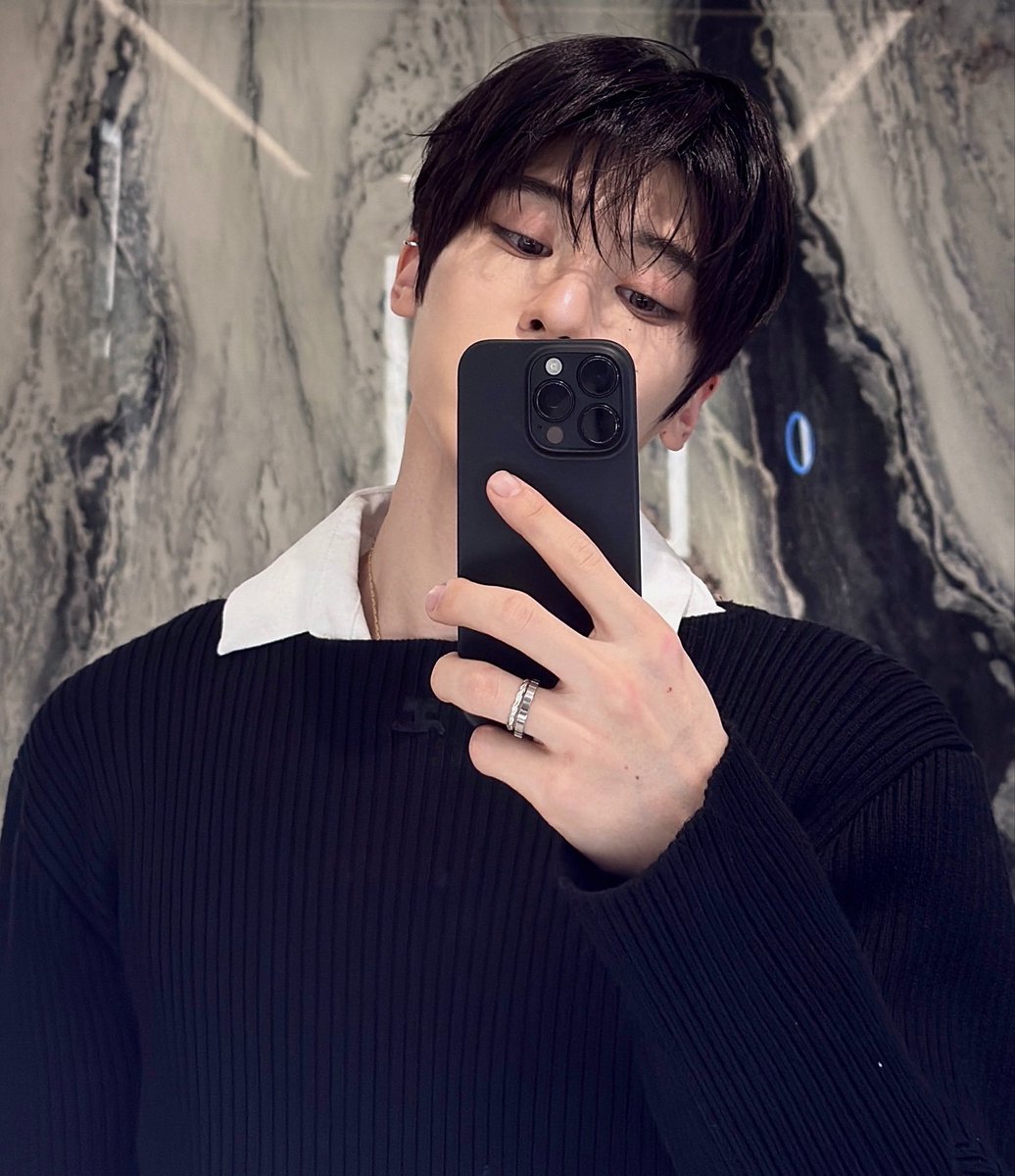 SleepSwab's tweet photo. 오살힘
시온♡숀프 https://t.co/UO9iHGKcG5